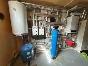 Pronájem rodinného domu, Písek, V Lukách, 400 m2