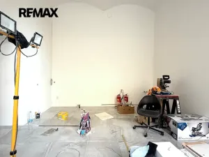 Pronájem obchodního prostoru, Praha - Vinohrady, Budečská, 78 m2