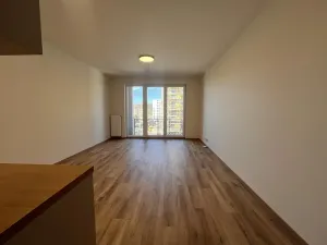 Pronájem bytu 1+kk, Praha - Vysočany, Poděbradská, 33 m2