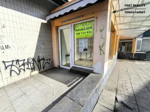 Pronájem obchodního prostoru, Ústí nad Labem, Masarykova, 69 m2