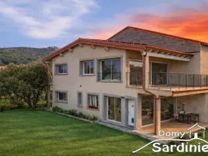 Prodej domu, Trinitá D'Agultu, Sardinie, Itálie, 200 m2