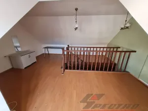 Pronájem kanceláře, Plzeň, Pražská, 162 m2