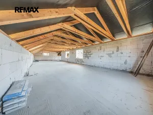 Prodej rodinného domu, Lužná, Havlíčkova, 215 m2