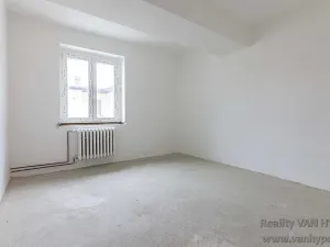 Prodej bytu 4+1, Žatec, náměstí Svobody, 114 m2