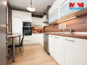 Prodej bytu 3+1, Olomouc - Lazce, Herrmannova, 70 m2