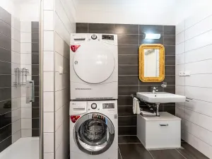 Prodej kanceláře, Holubice, 63 m2