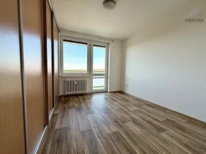 Pronájem bytu 3+1, Hrušovany u Brna, Sídliště, 72 m2