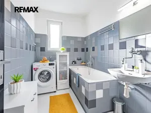 Prodej rodinného domu, Panenské Břežany, K dálnici, 202 m2