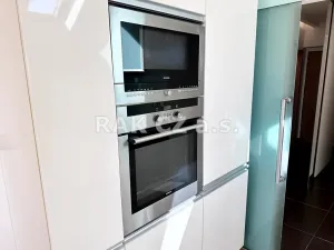 Prodej bytu 3+kk, Šestajovice, Revoluční, 74 m2