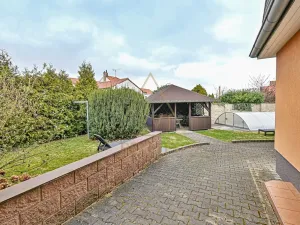 Prodej rodinného domu, Hřebeč, nám. Draha, 150 m2