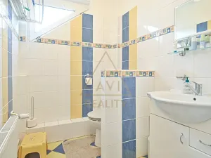 Prodej rodinného domu, Hřebeč, nám. Draha, 150 m2