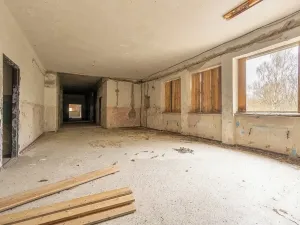 Prodej výrobních prostor, Žarošice, 2250 m2