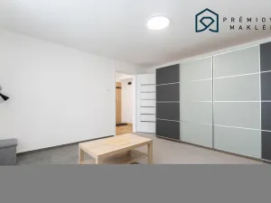 Pronájem bytu 1+1, Meziboří, Okružní, 30 m2