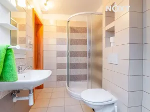 Prodej rodinného domu, Stará Paka, 230 m2