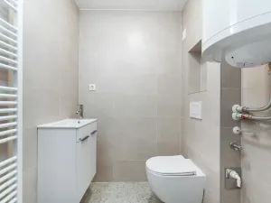 Prodej bytu 2+kk, Praha - Libeň, Zenklova, 60 m2