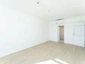 Prodej bytu 2+kk, Praha - Libeň, Zenklova, 60 m2