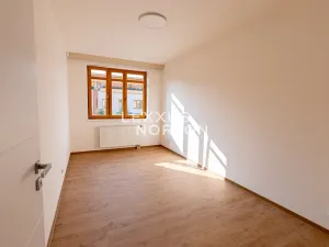 Pronájem bytu 3+kk, Praha - Košíře, Naskové, 80 m2
