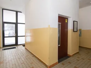 Pronájem bytu 1+kk, Praha - Střížkov, Bínova, 37 m2