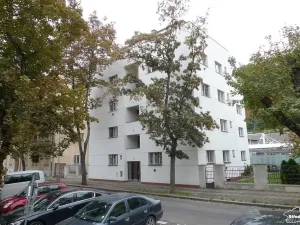 Pronájem bytu 2+kk, Praha - Karlín, Pernerova, 44 m2