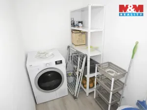 Pronájem bytu 3+kk, Praha - Vysočany, Podnádražní, 72 m2