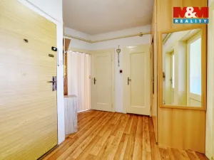 Prodej bytu 3+1, Cheb, Valdštejnova, 86 m2