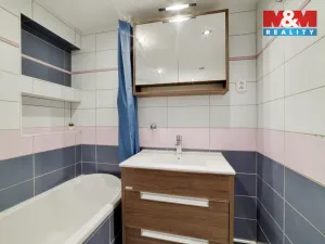 Prodej bytu 3+1, Cheb, Valdštejnova, 86 m2