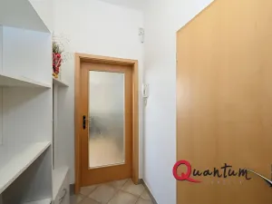 Pronájem bytu 1+kk, Praha - Košíře, Plzeňská, 35 m2