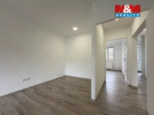 Prodej bytu 3+1, Karviná - Hranice, Čsl. armády, 74 m2