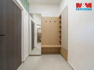 Prodej bytu 3+kk, Karlovy Vary, Raisova, 72 m2