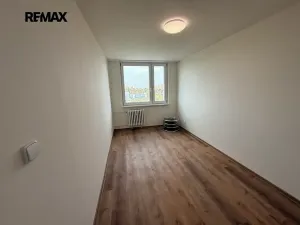 Pronájem bytu 3+kk, Praha - Petrovice, Frostova, 71 m2