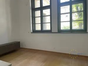 Prodej bytu 1+kk, Praha - Vršovice, Bartoškova, 40 m2