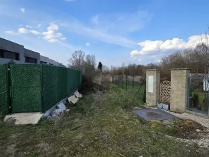 Dražba pozemku, Praha - Ďáblice, Červenomlýnská, 3900 m2