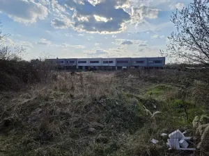 Dražba pozemku, Praha - Ďáblice, Červenomlýnská, 3900 m2