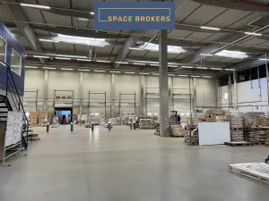 Pronájem skladu, Brno, 7800 m2