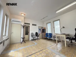 Pronájem skladu, Horní Bříza, Sídlištní, 145 m2