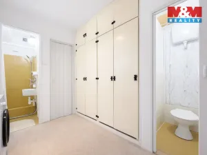 Pronájem bytu 1+kk, Praha - Strašnice, Královická, 25 m2