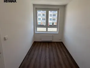 Pronájem bytu 1+kk, Praha - Dolní Měcholupy, Honzíkova, 41 m2