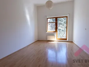 Pronájem bytu 2+kk, Praha - Žižkov, Jeseniova, 53 m2
