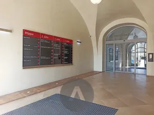 Pronájem kanceláře, Olomouc, Horní náměstí, 56 m2