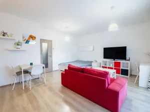 Pronájem bytu 1+kk, Praha - Letňany, Štanderova, 37 m2