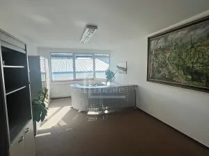 Pronájem kanceláře, Praha - Vršovice, Přípotoční, 160 m2