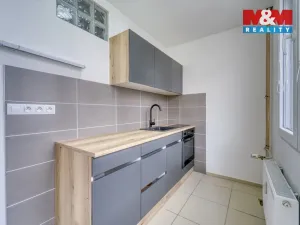 Pronájem bytu 4+1, Lesná, 65 m2