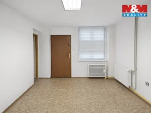 Pronájem obchodního prostoru, Nymburk, Maršála Koněva, 12 m2