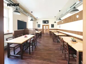 Prodej činžovního domu, Praha - Ďáblice, Kokořínská, 1880 m2