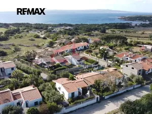 Prodej rodinného domu, Sant'Anna Arresi, Itálie, 244 m2