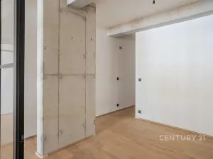 Prodej kanceláře, Praha - Vysočany, Kolbenova, 176 m2