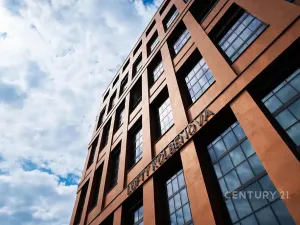 Prodej atypického bytu, Praha - Vysočany, Kolbenova, 181 m2