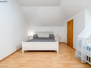 Prodej rodinného domu, Praha - Písnice, V zákopech, 294 m2