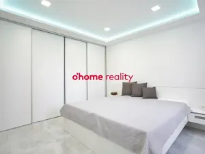 Pronájem bytu 2+1, Olomouc, Jarmily Glazarové, 62 m2