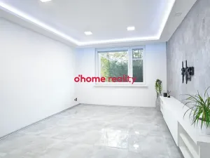 Pronájem bytu 2+1, Olomouc, Jarmily Glazarové, 62 m2